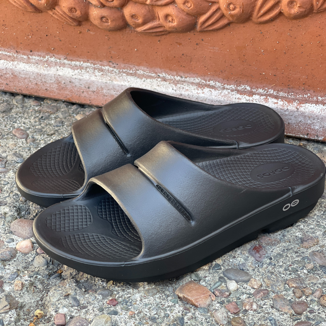 Oofos top slippers sale